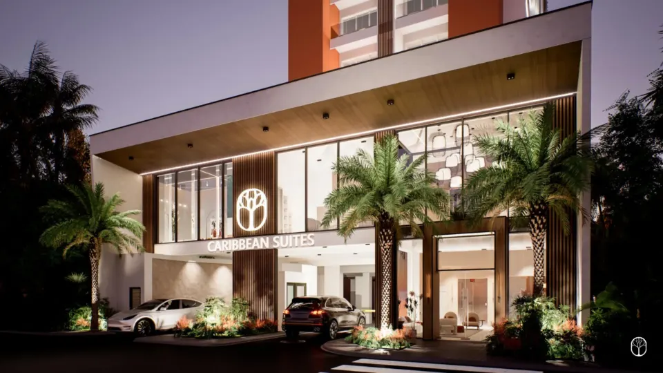 Lobby de acceso Caribbean Suites de noche